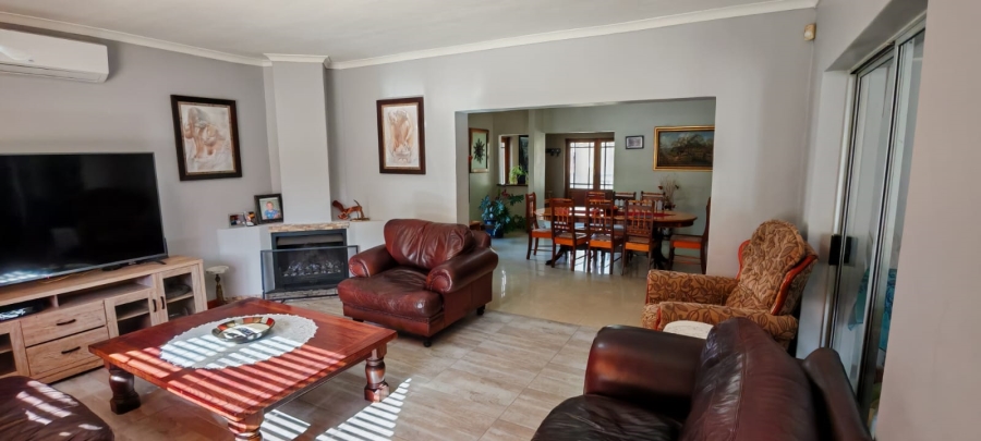 3 Bedroom Property for Sale in Penhill Western Cape